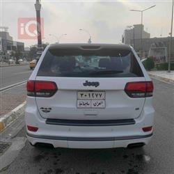 جیپ گراند شیرۆکی